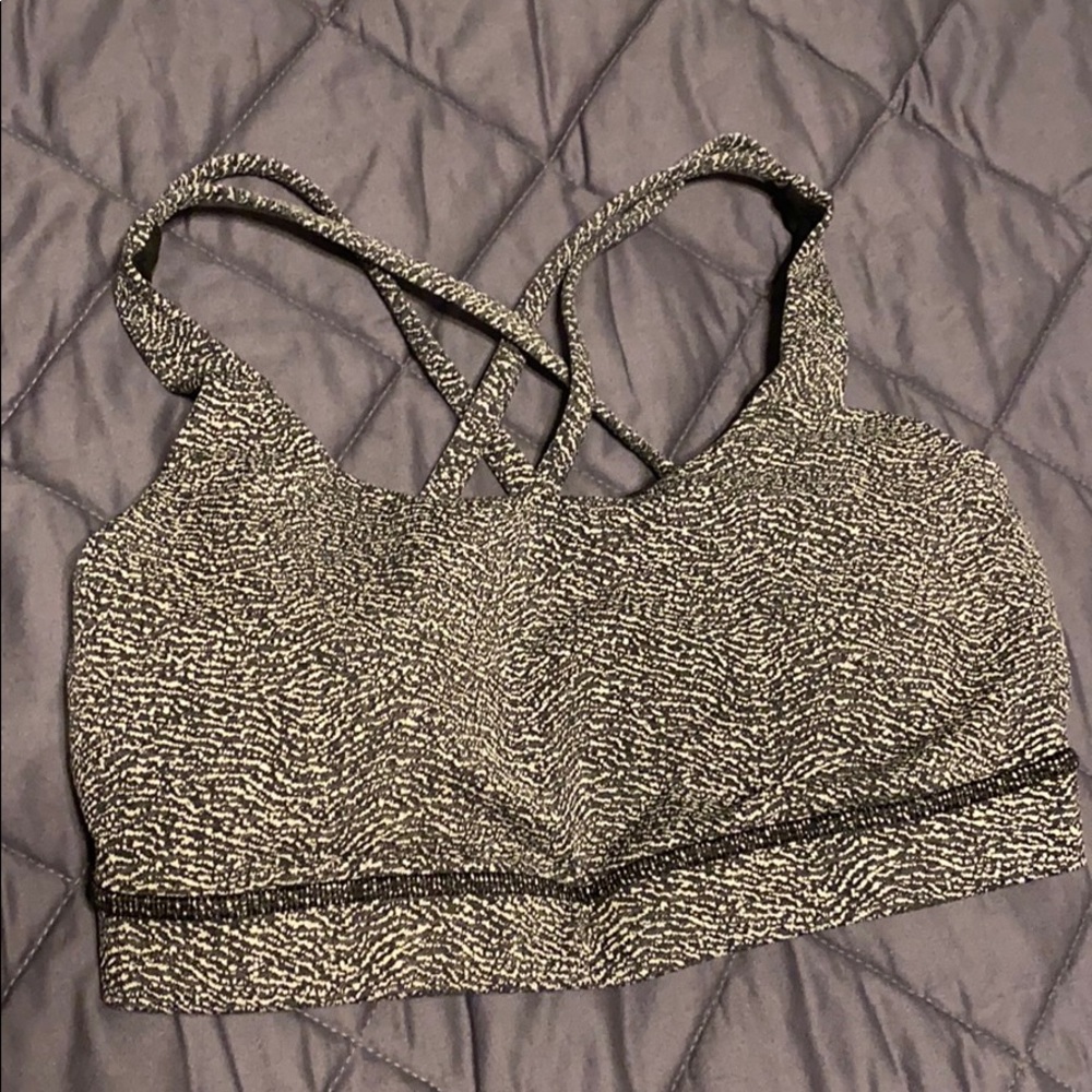 Lululemon sports bra